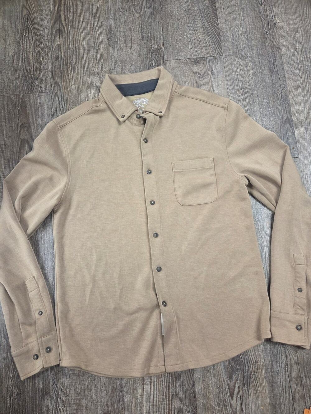 LAGUNA Men's Beige Tan Button Long Sleeve Super Soft Shirt Size Small Collared